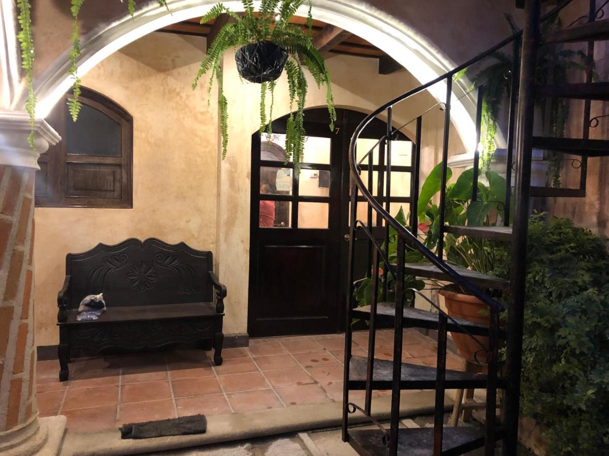Hotel Mansion Del Rey By San Sebastian アンティグア・グアテマラ エクステリア 写真